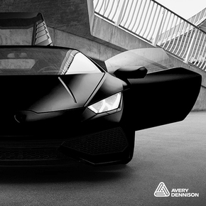 Car Wrappingová fólie Avery SWF Gloss CB1420001 Černá, šíře role 152cm | REGAHK.CZ