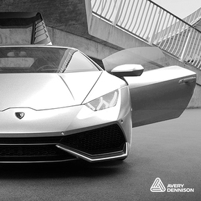 Car Wrappingová fólie Avery SWF Gloss AV2100001 Bílá, šíře role 152cm | REGAHK.CZ